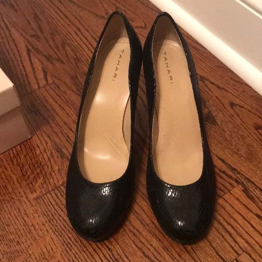 Tahari black heels